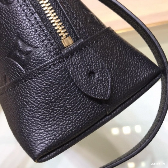 VUITTON EXCHANELUSIVE PRELAUNCH BB - NEO LOUIS ALMA NEO 0717